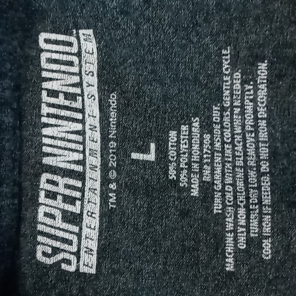 New Classic Mario Kart Shirt - Picture 3 of 5